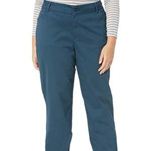 Lee 30W medium Women's Plus Size Relaxed Fit